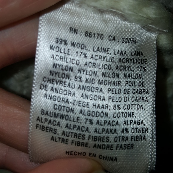 LAST CHANCE! CLOSET CLOSING! Anthropologie shrug sweater neutral cream tan XS - Picture 3 of 8